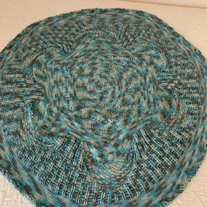 New Afghan Blanket Throw Handmade Crochet Variegated Blue Teal Gray 4.5’ Round